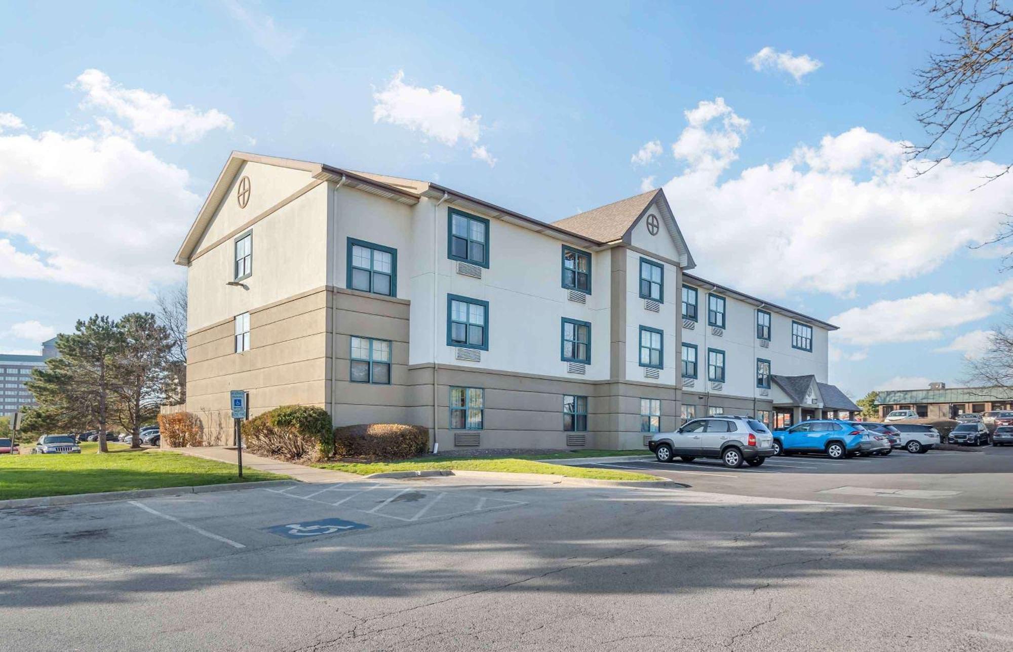 Extended Stay America Select Suites - Chicago - Downers Grove Buitenkant foto